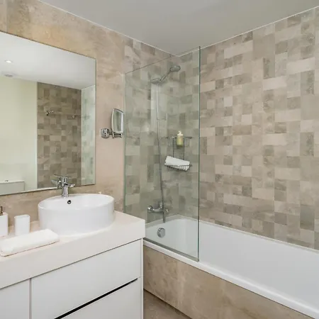 Apartamento Lica Infinity Collection - Alana